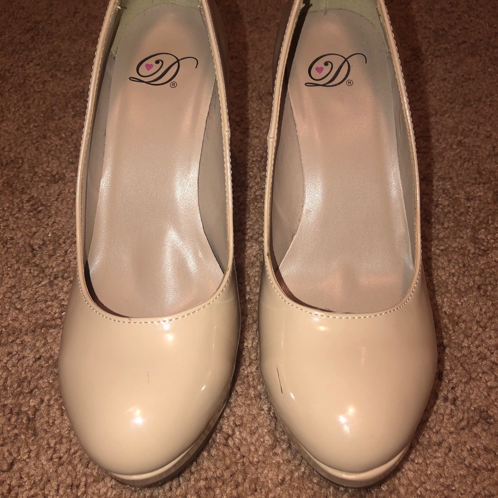 Nude heels - Picture 2 of 5